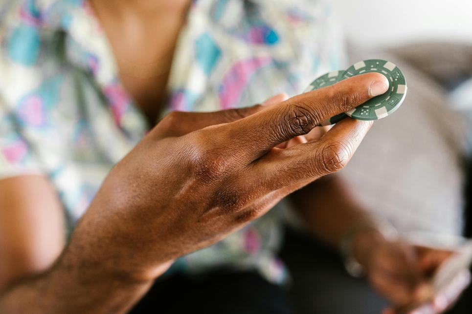 How Online Casinos Make Money